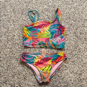 Cat & Jack swimsuit sz small